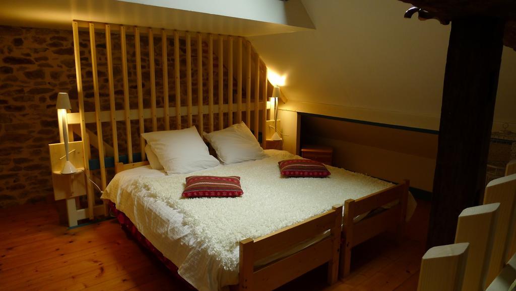 La Cage Aux Oiseaux Bed & Breakfast La Lande-de-Goult Exterior foto