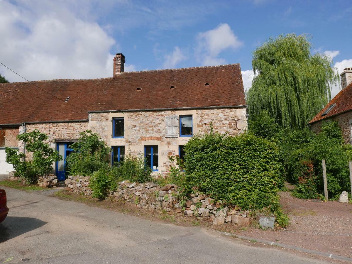 La Cage Aux Oiseaux Bed & Breakfast La Lande-de-Goult Exterior foto